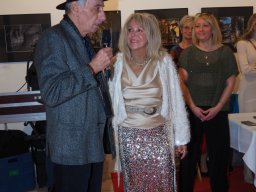 Fashion Show in der Contemplor Galerie Wien am 16. 03. 2024